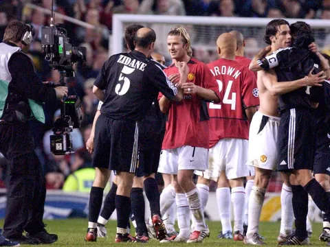 Trận cầu kinh điển: Manchester United 4-3 Real Madrid (2002/03)