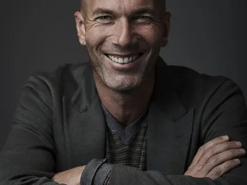 Tròn 2 năm Zidane dẫn dắt Real: Người sinh ra để làm nên lịch sử