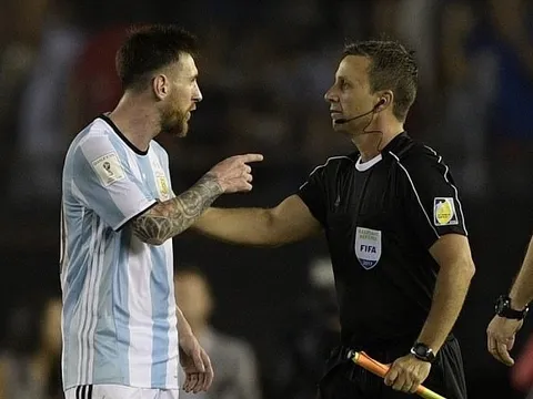 Trọng tài Anh: ‘Án phạt Messi quá nặng và sai luật’