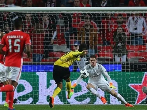 TRỰC TIẾP Benfica 1-0 Dortmund: Tội đồ Aubameyang sút hỏng phạt đền (Kết thúc)