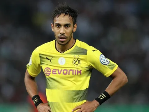 Trước vòng 19 Bundesliga: Gạt Aubameyang, Dortmund tự làm khó mình?