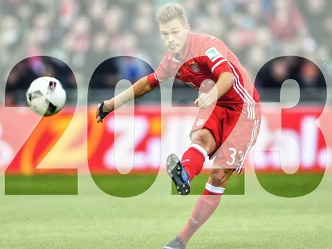 Truyền nhân Lahm trong ngày được Bayern "trói chân"