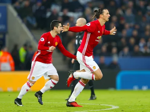 Từ khi Sir Alex nghỉ hưu, Ibra là cầu thủ đầu tiên của Man Utd làm được điều này