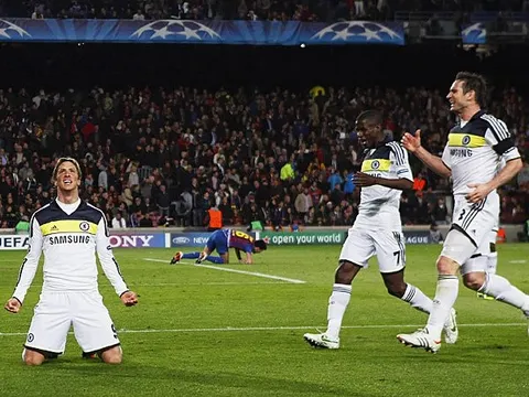 Tự truyện Drogba: Trả nợ Barca, tiến tới trận chung kết
