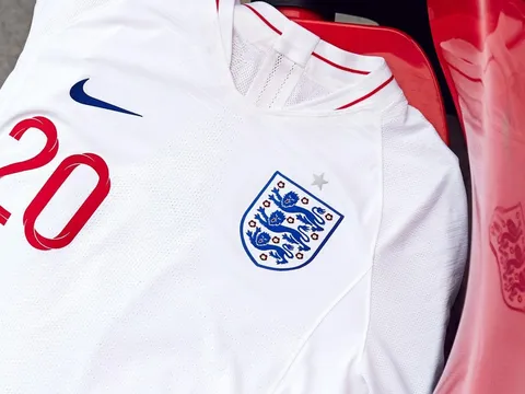 Tuyển Anh chính thức tung mẫu áo World Cup siêu 'đắt'