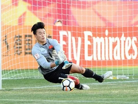Tuyển Việt Nam: Bùi Tiến Dũng khiến thầy Park khó nghĩ...