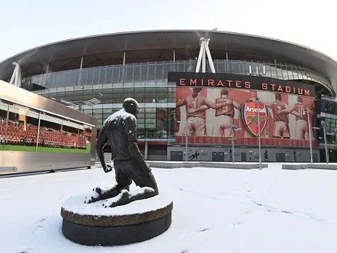 London tuyết rơi trắng trời, đại chiến Arsenal - Man City nguy cơ bị hoãn