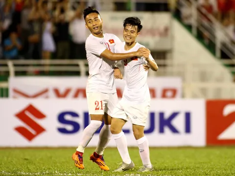 U23 Việt Nam bay cao, chợt nhớ "người muôn năm cũ"