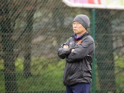 U23 Việt Nam tập luyện khó khăn vì tuyết lớn