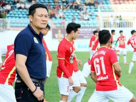 HAGL đội sổ V-League 2017: Bầu Đức tin nhầm người