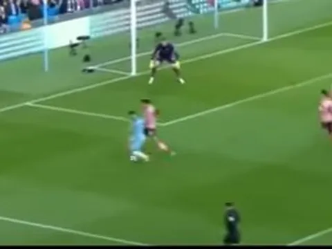 Van Dijk từng đối phó với hàng công của Man City như thế nào?