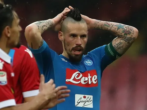 VAR lại gây ra tranh cãi trong trận đấu giữa Napoli và SPAL