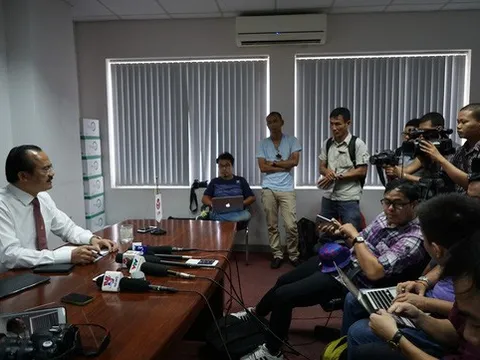 Ban trọng tài mất độc quyền bố trí "vua áo đen"