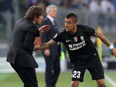 Vidal khi còn đá cho Juve máu lửa thế nào?