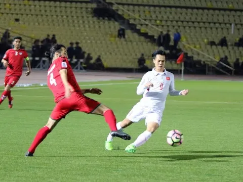 Văn Toàn: 900 phút tịt ngòi ở V-League, 7 phút tỏa sáng trên tuyển VN