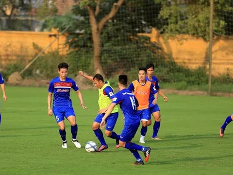 Tuyển Việt Nam: Đội hình không sứt mẻ là may lắm rồi!