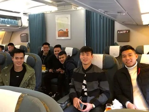 Vừa về gia đình, tuyển thủ U23 Việt Nam lại Nam tiến mừng công