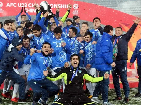 Nhọc nhằn hạ U23 Việt Nam, U23 Uzbekistan mở hội ăn mừng