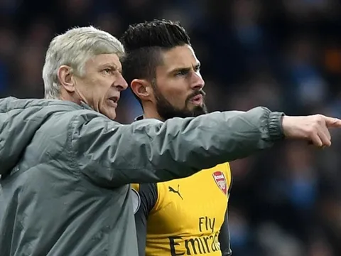 Wenger chỉ muốn khóc khi không thể giữ chân Giroud