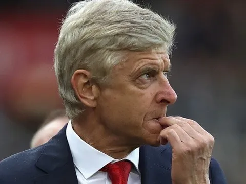 Wenger: "Chưa ai hỏi mua Ozil, Sanchez"