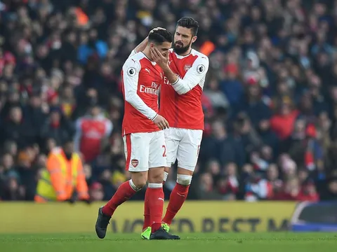 Wenger đã không còn có thể dung túng với Xhaka