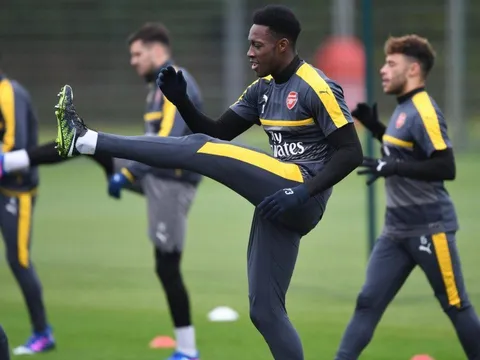 Wenger không mạo hiểm với Welbeck