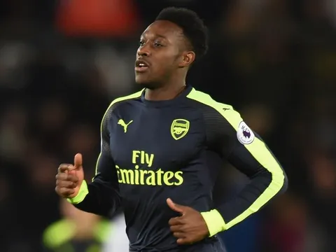 Wenger thừa nhận 'sốc' vì Welbeck