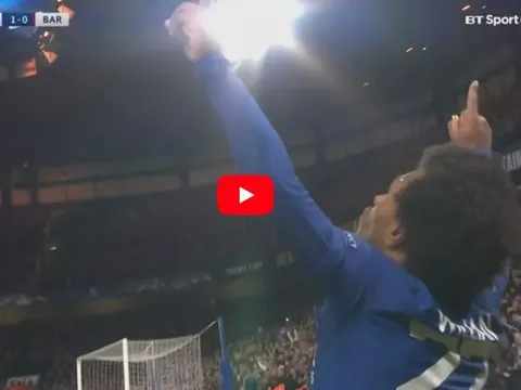 Willian chơi cực hay trước Barcelona