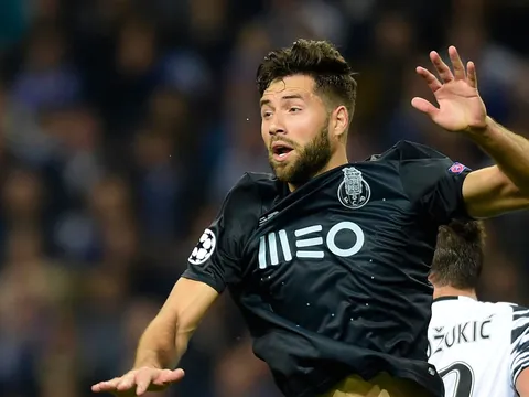 'Xem giò' Felipe Monteiro, ngôi sao sắp về Real Madrid