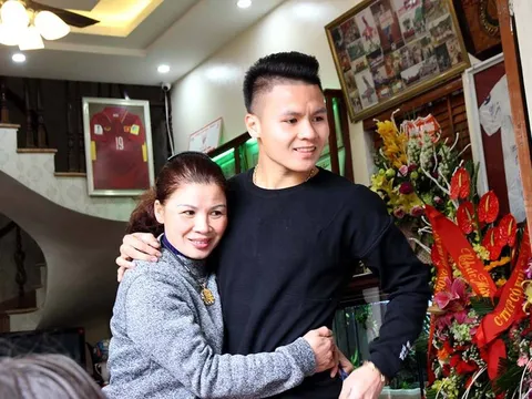 Xúc động lời chúc của sao U23 Việt Nam về mẹ ngày 8-3
