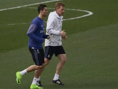 Zidane 'méo mặt' với chấn thương của Ronaldo