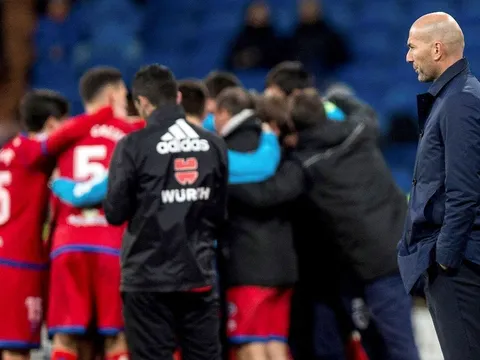 Zidane có nguy cơ mất ghế ở Real Madrid