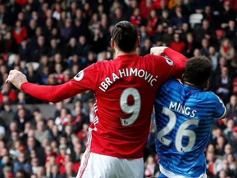 Ibrahimovic bị cấm 3 trận: Họa đấy, nhưng phúc đấy