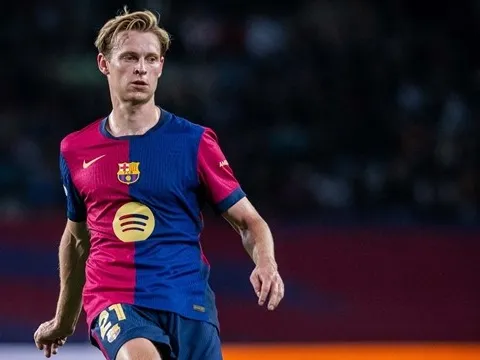 Frenkie de Jong khẳng định không có lý do rời Barca để đến Man Utd