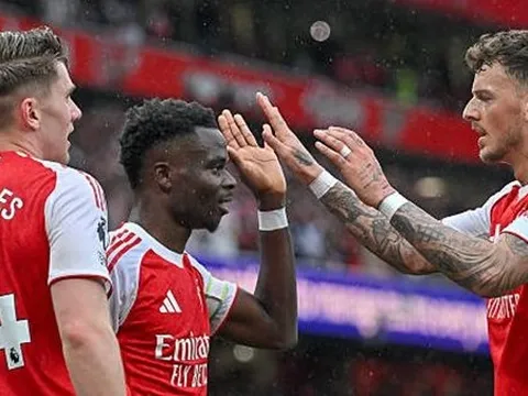 Arsenal tìm lại bản ngã giữa khúc cua định mệnh