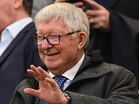 Carrick thừa nhận bị ảnh hưởng bởi tin Sir Alex nhập viện
