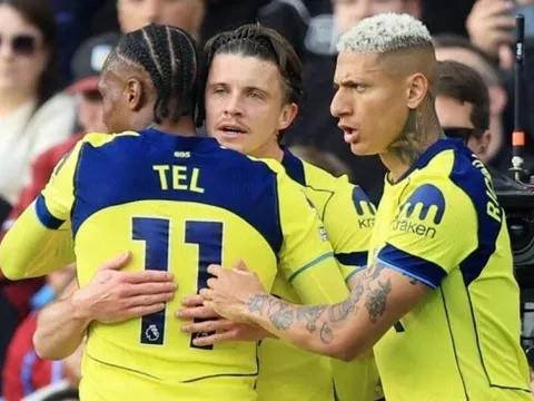 5 điểm nhấn Aston Villa 1-2 Tottenham: Bước ngoặt trụ hạng; Dấu ấn De Zerbi