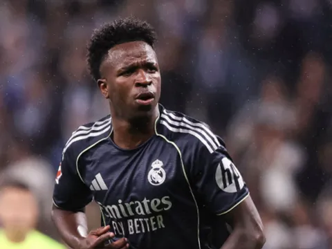 Vinicius khẳng định Real Madrid sẽ sớm trở lại đỉnh cao