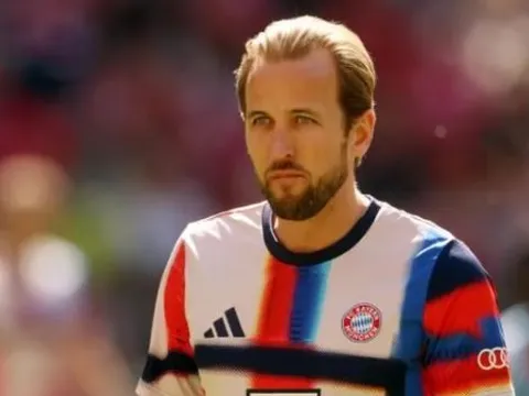 Bayern Munich dội gáo nước lạnh vào MU vụ Harry Kane