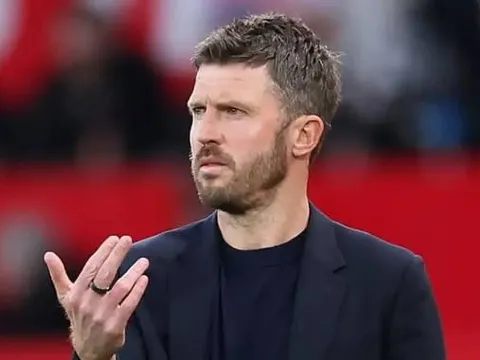 Sợ rủi ro đường dài, MU chần chừ bổ nhiệm Carrick