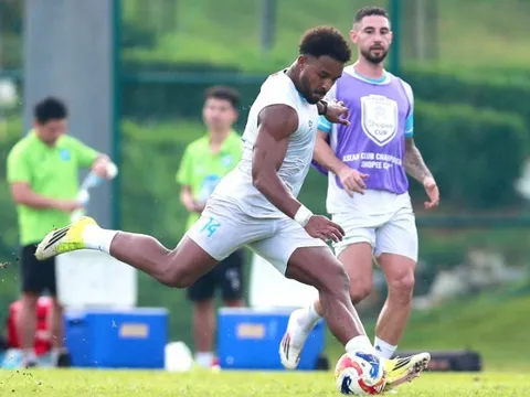 Soi trận Selangor vs Nam Định: Vững vàng vượt bão