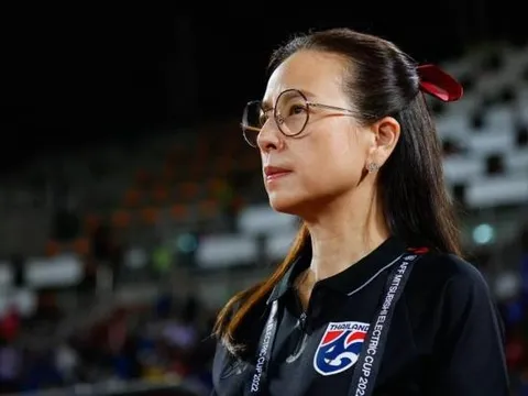 Báo Indonesia lộ kế hoạch lật đổ tuyển Việt Nam của Madam Pang