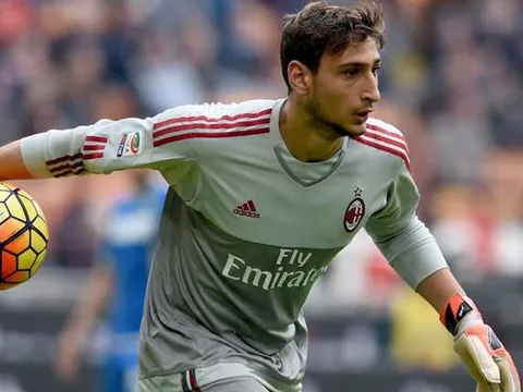AC Milan dùng lương khủng để 'trói chân' Donnarumma
