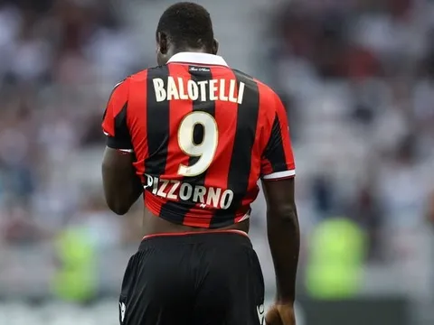 Anh chưa phải là Cantona hay Zidane đâu, Balotelli!