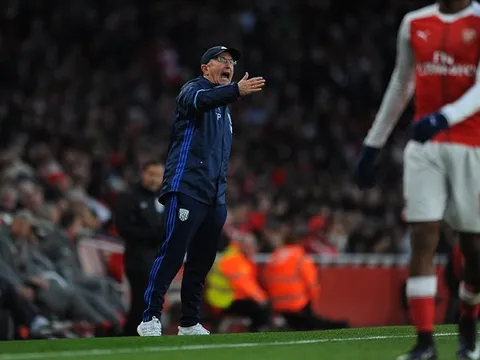 'Arsenal mạnh hơn Chelsea; Conte phải đi chợ Đông'
