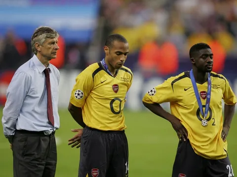 Arsenal như con bạc ở đấu trường Champions League