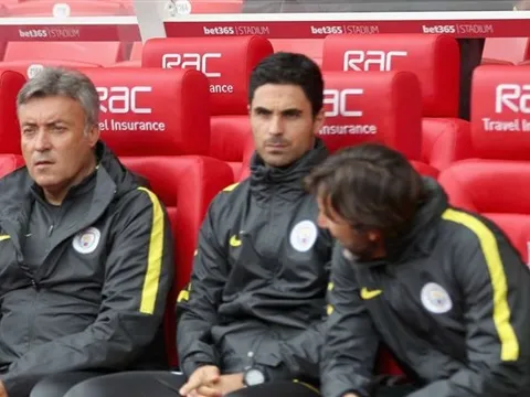 Arteta đượm buồn nhìn Man City hạ gục Arsenal