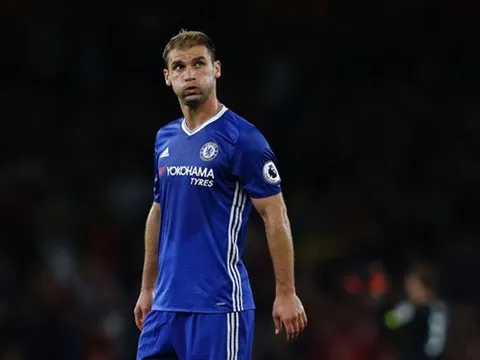 Barca định gây sốc với lão tướng của Chelsea