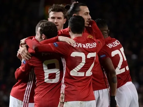 Bốc thăm vòng 32 đội Europa League: Man Utd "vớ bở", Roma gặp khó