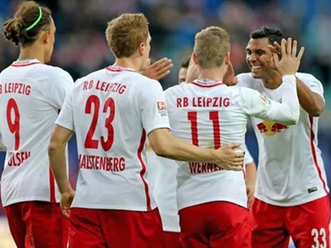 Bundesliga chưa bao giờ đáng yêu như thế